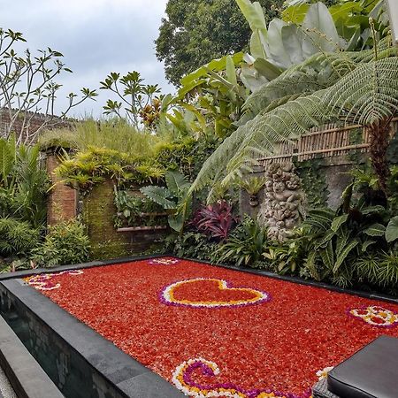 Roshan Ubud Villa Exterior photo