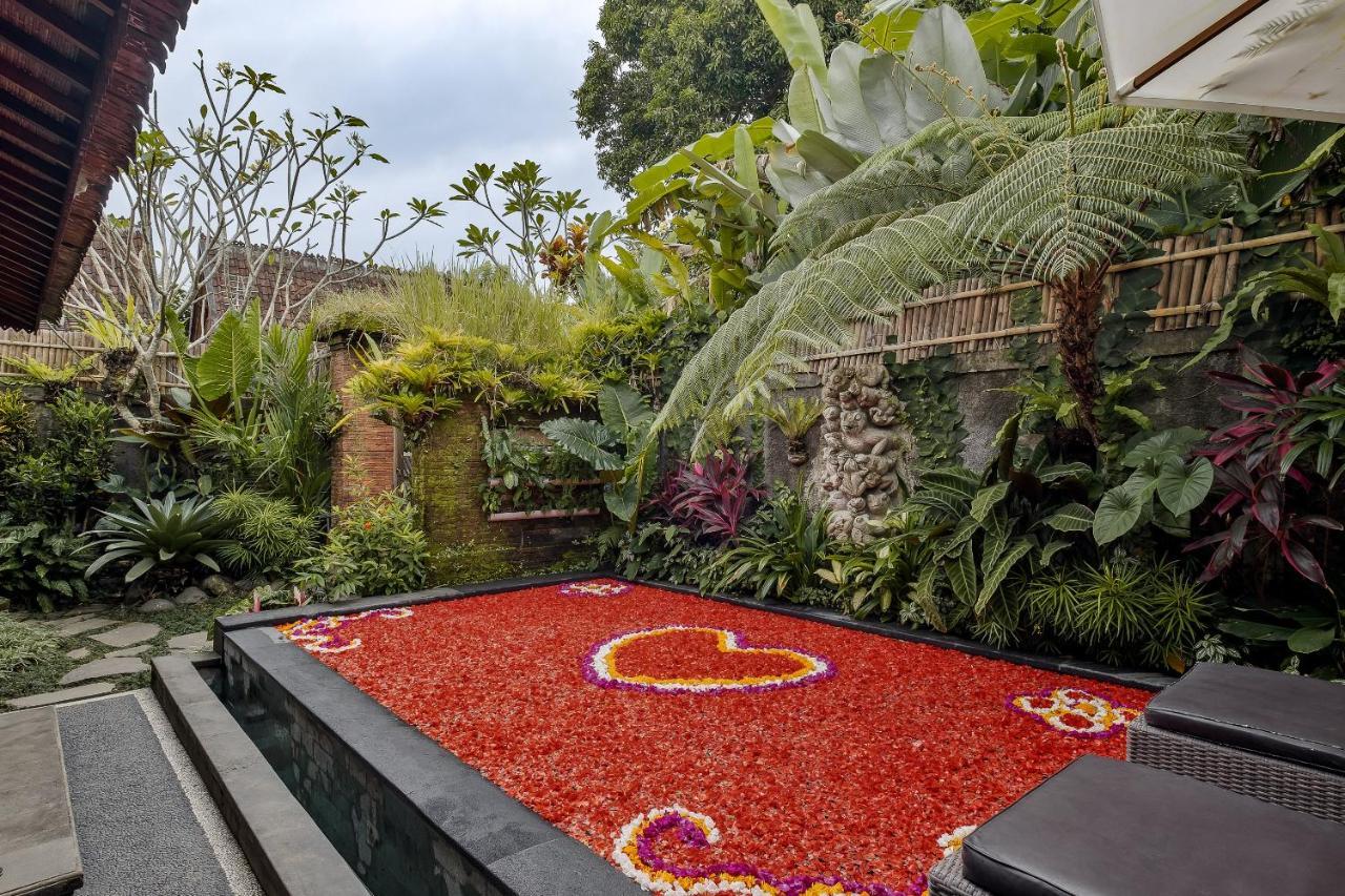 Roshan Ubud Villa Exterior photo